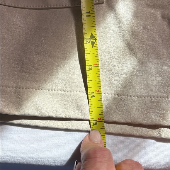 New! Nikolah Leather Waist Tie Shorts - Picture 8 of 8